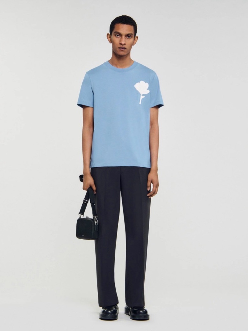 T-SHIRT WITH FLOWER PATCH
